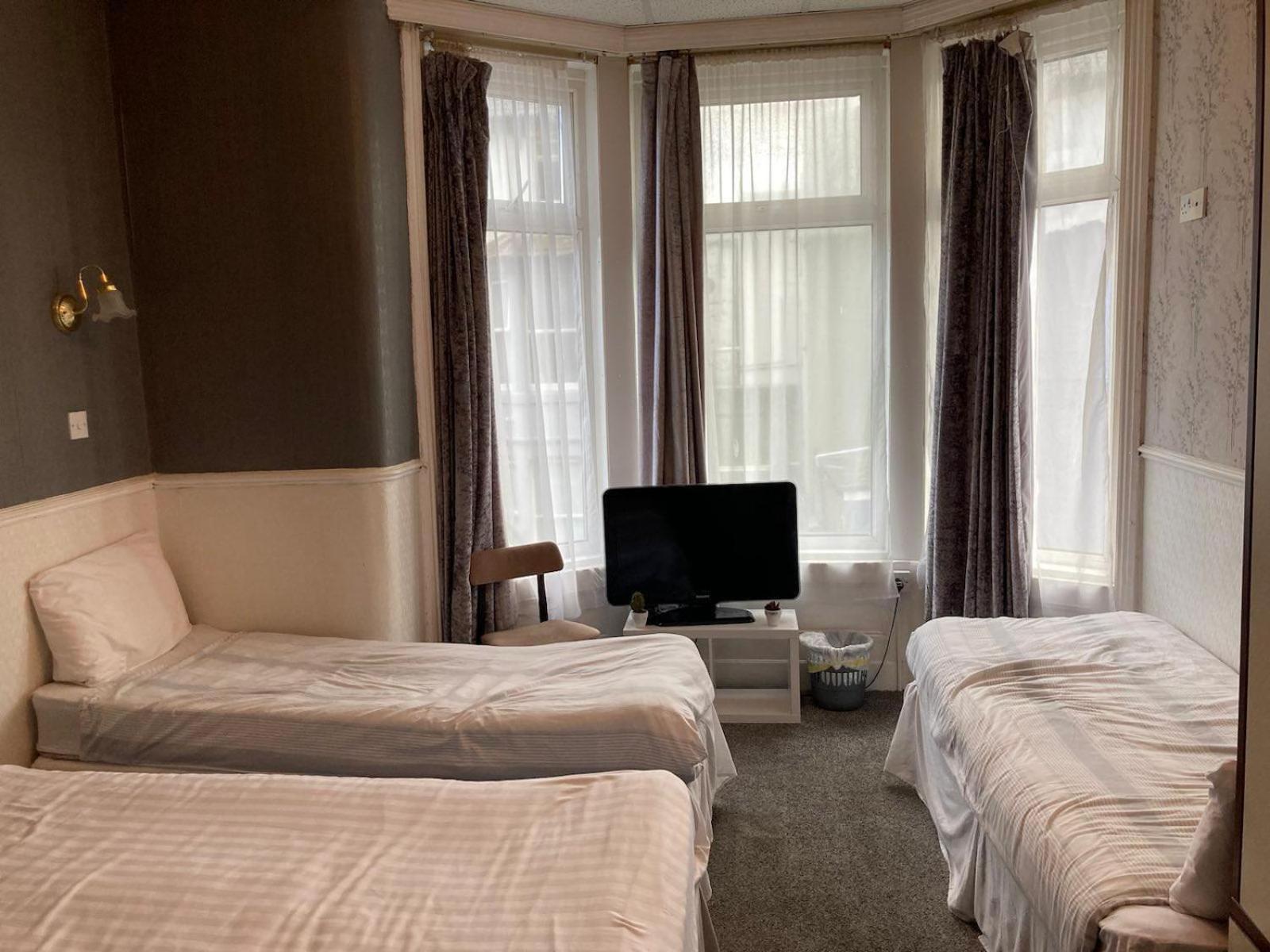 Iona Hotel Blackpool Esterno foto