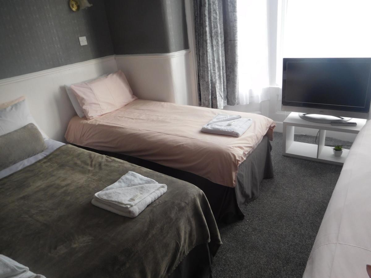 Iona Hotel Blackpool Esterno foto